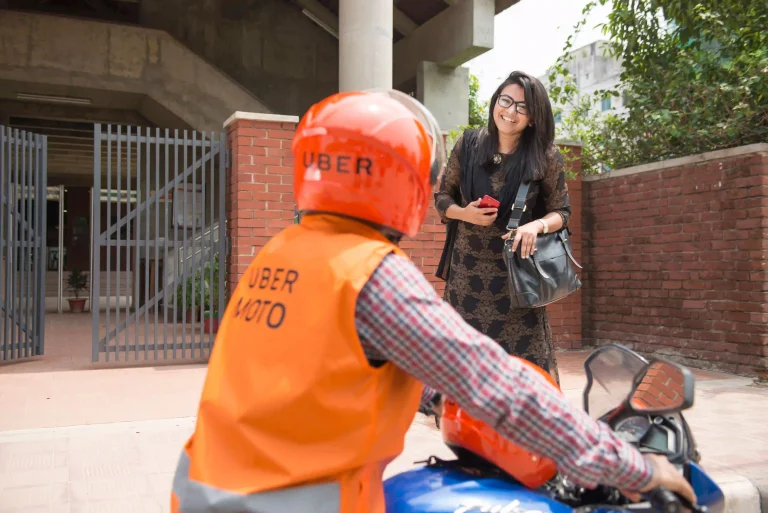 বাইক চালকদের জন্য উবারের নতুন ‘হাইব্রিড সাবস্ক্রিপশন’ সুবিধা