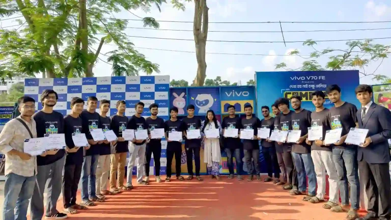 তরুণদের সঙ্গে ভিভোর দৃঢ় সংযোগ