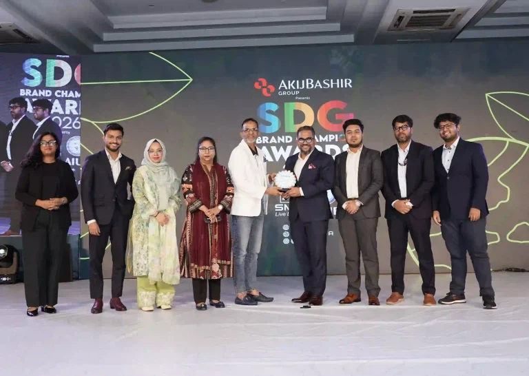 আইপিডিসির ঝুলিতে ‘মোস্ট সাসটেইনেবল এনবিএফআই’ সম্মাননা
